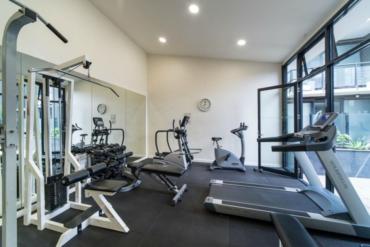 Readyset Apartments At Sentinel Melbourne Exterior photo